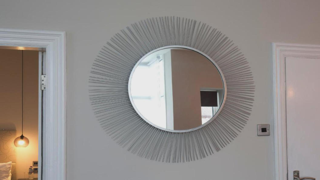 Circular wall mirror